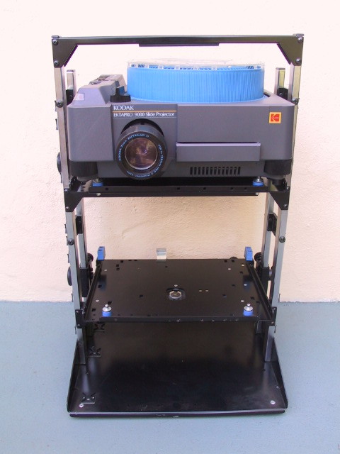Chief EktaPro 2 Stacker - KX Camera Kodak Slide Projectors Since 1980 - 1732-1/2 Grand Ave. Santa Barbara, CA 93103 805-963-5625 