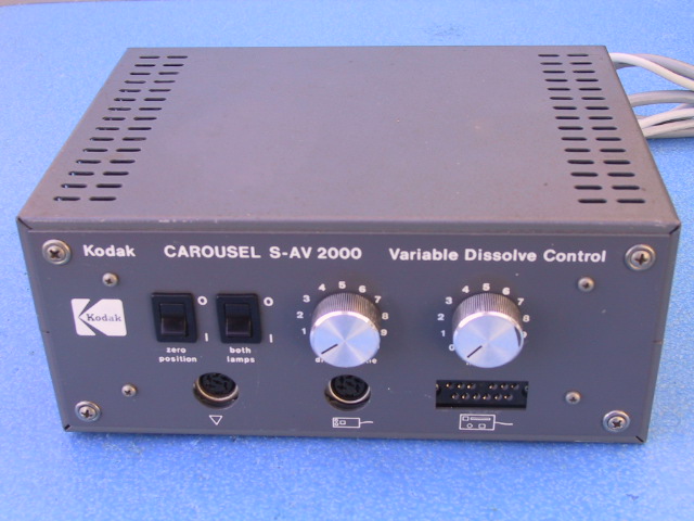 Kodak S-AV 2000 Variable Dissolve Control - KX Camera Kodak Slide Projectors Since 1980 - 1732-1/2 Grand Ave. Santa Barbara, CA 93103 805-963-5625 