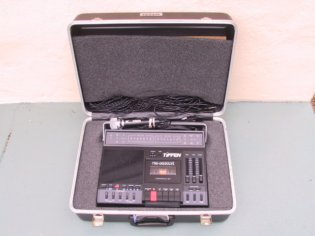 Tiffen Pro Dissolve Unit Speaker Case - KX Camera Kodak Slide Projectors Since 1980 - 1732-1/2 Grand Ave. Santa Barbara, CA 93103 805-963-5625 